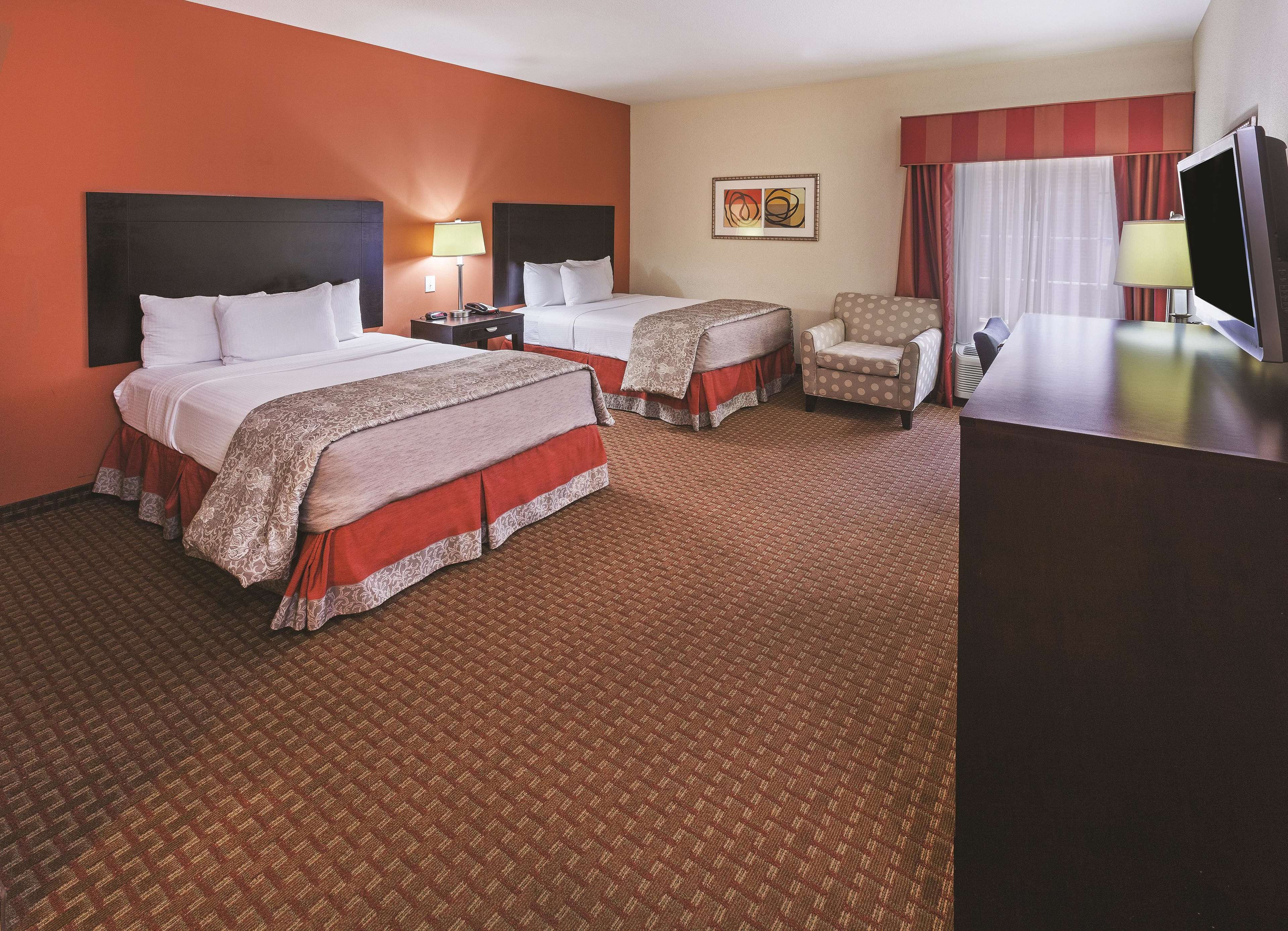 La Quinta Inn & Suites by Wyndham Port Arthur