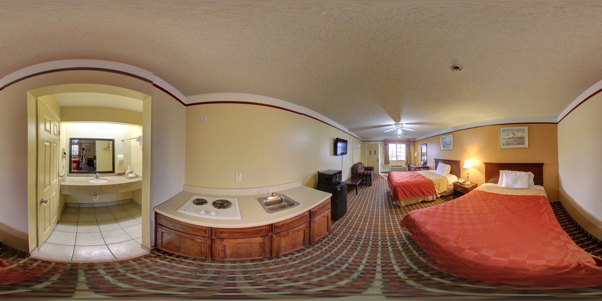 Deluxe Inn & Suites Raymondville