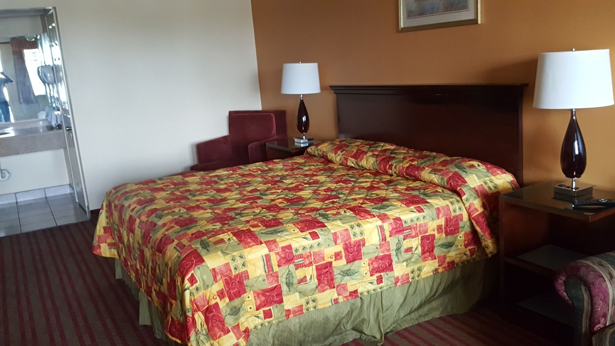 Deluxe Inn & Suites Raymondville