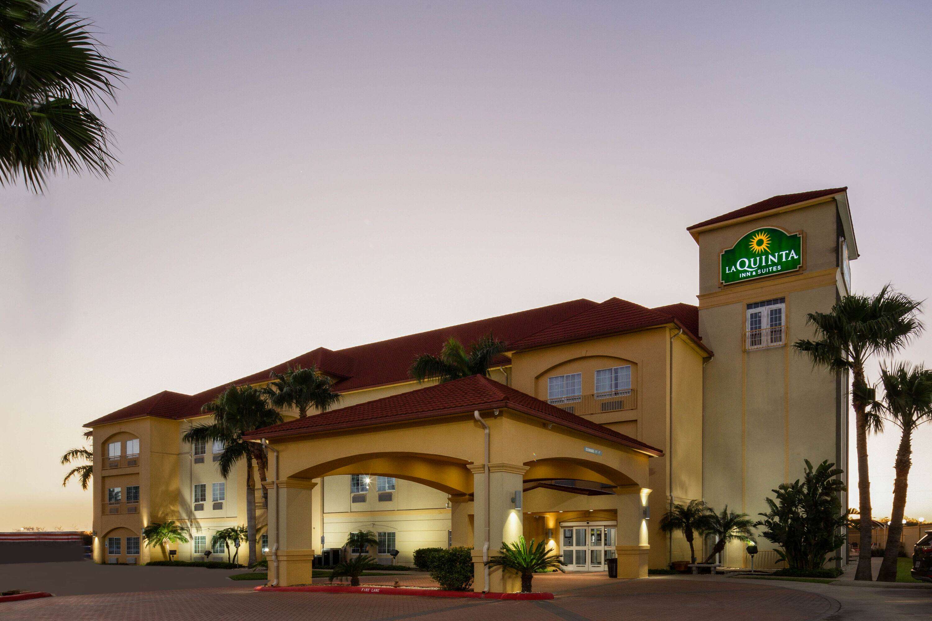 La Quinta Inn & Suites by Wyndham Raymondville