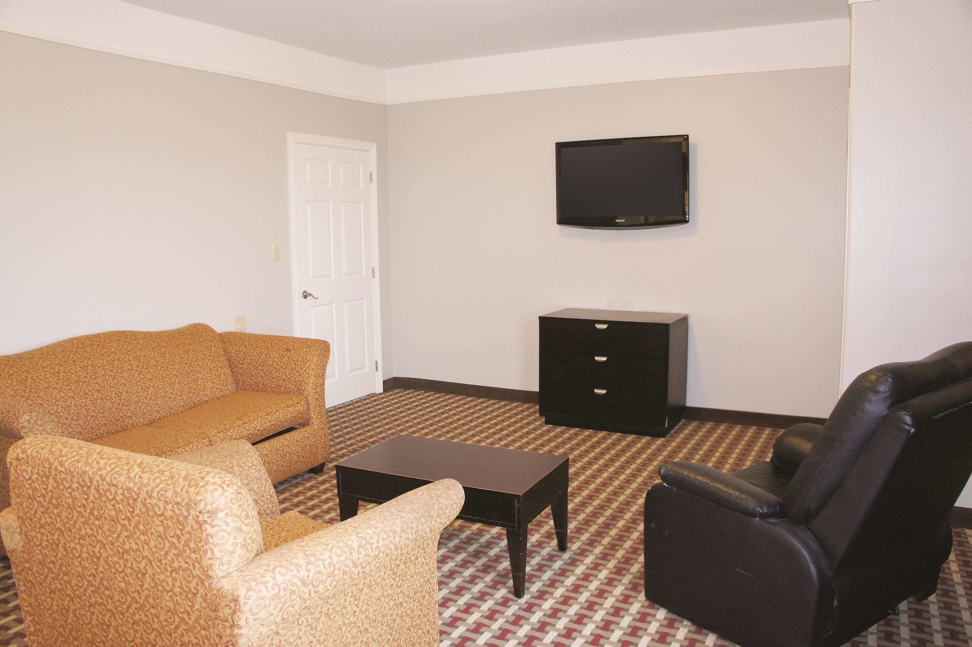 La Quinta Inn & Suites by Wyndham Raymondville