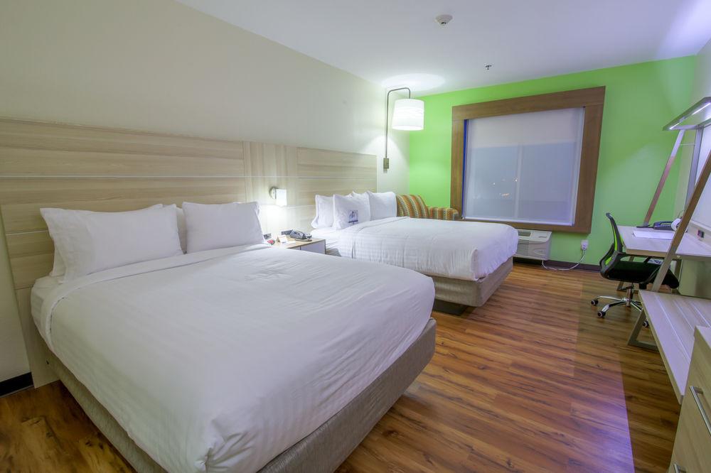 Texas Inn and Suites Raymondville