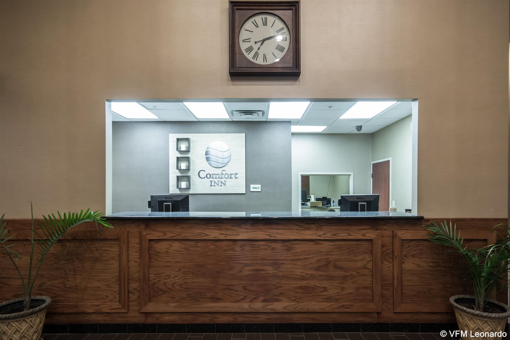 Comfort Inn & Suites