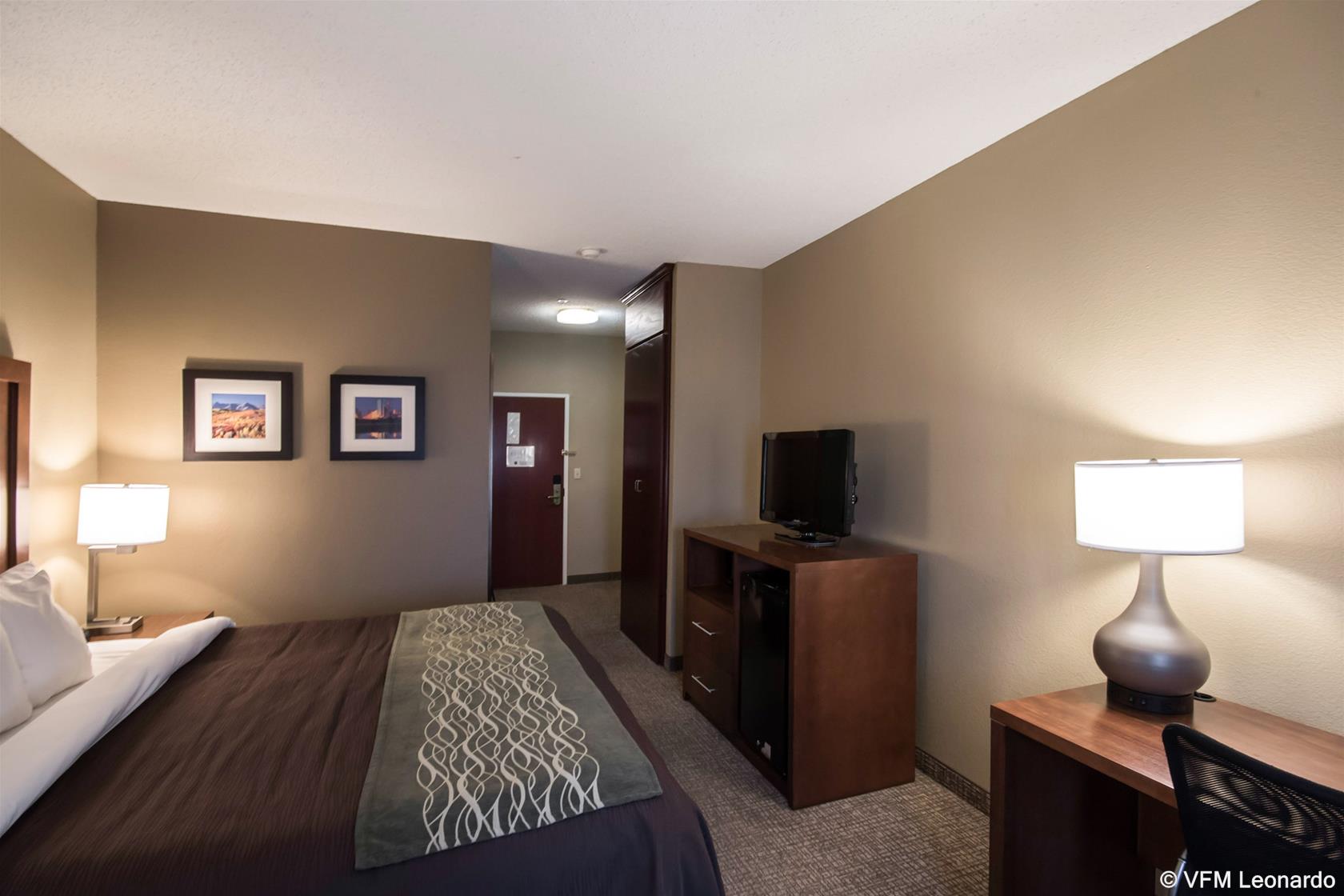 Comfort Inn & Suites