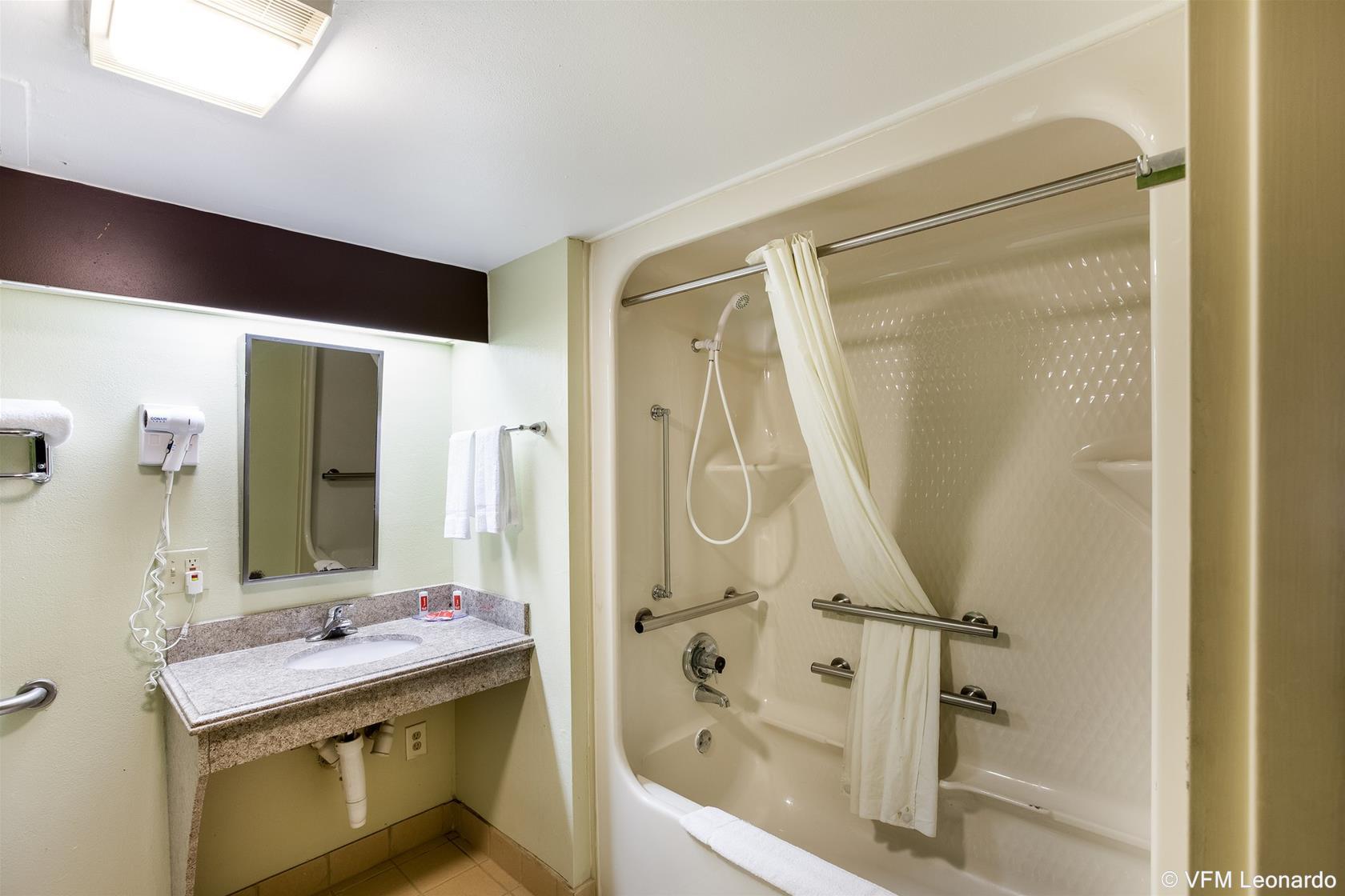 Quality Inn & Suites Richardson-Dallas