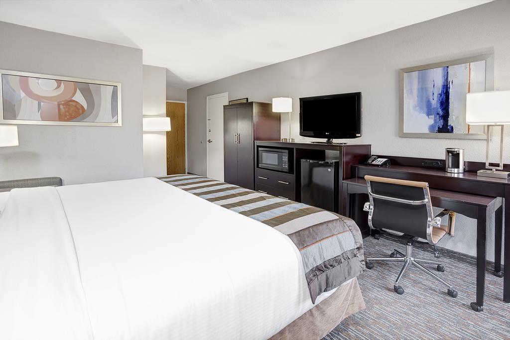 Spark by Hilton Richardson Dallas