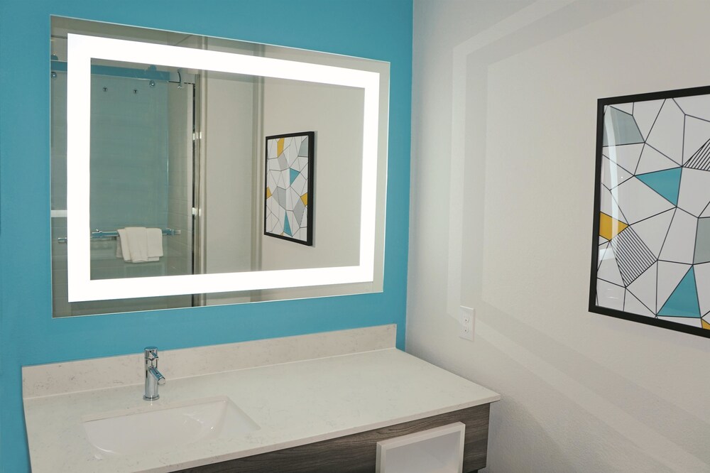 La Quinta Inn & Suites by Wyndham Richmond-Sugarland