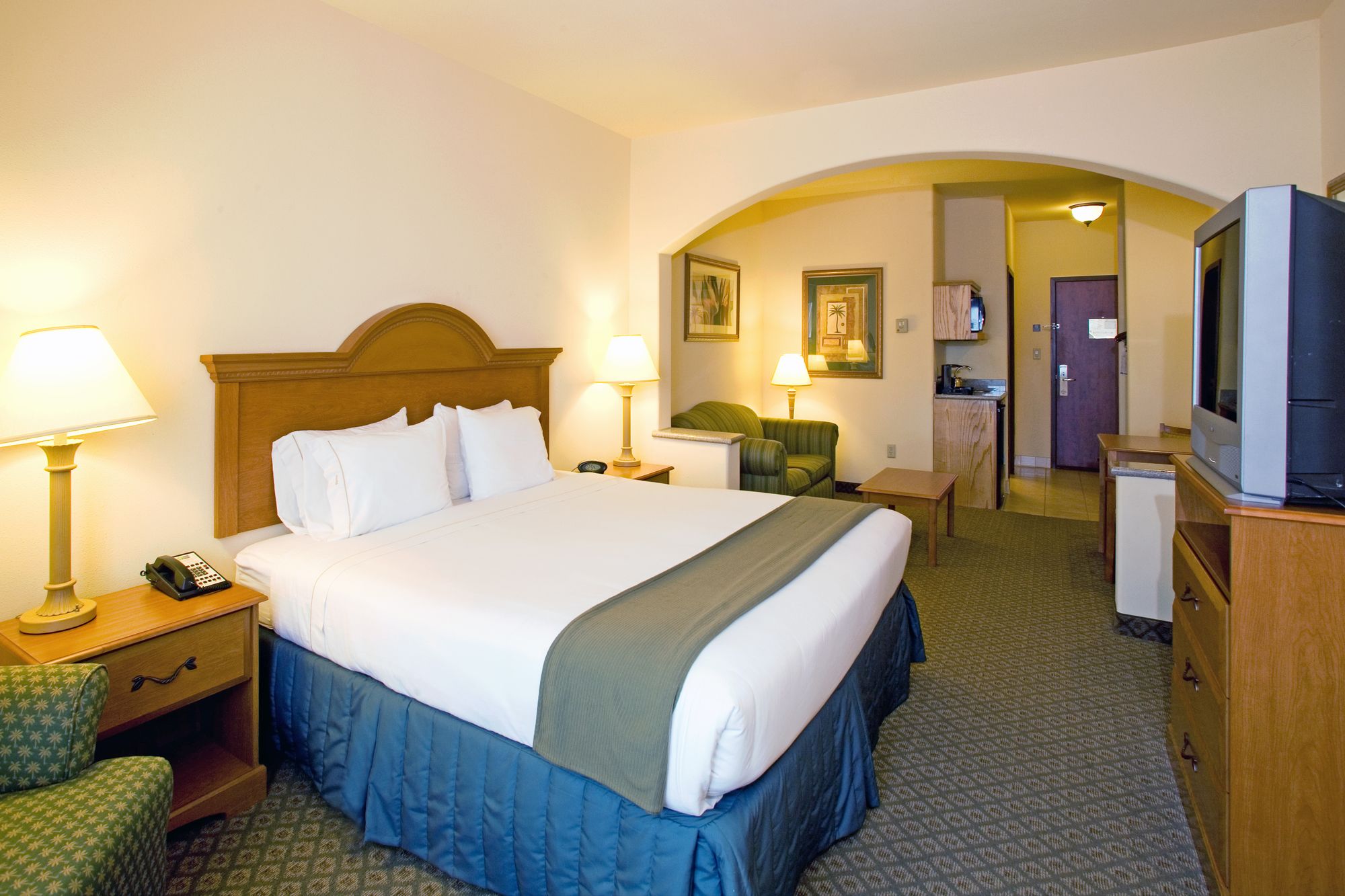 Holiday Inn Express Hotel & Suites Rio Grande City
