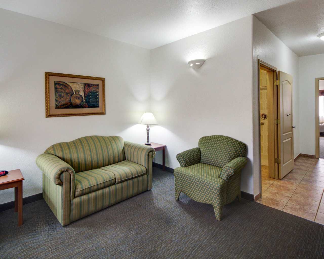 Quality Inn & Suites