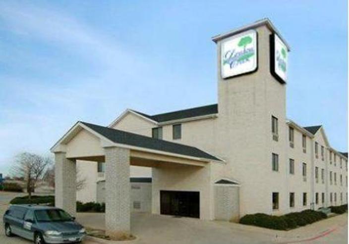 Denton Creek Inn Speedway