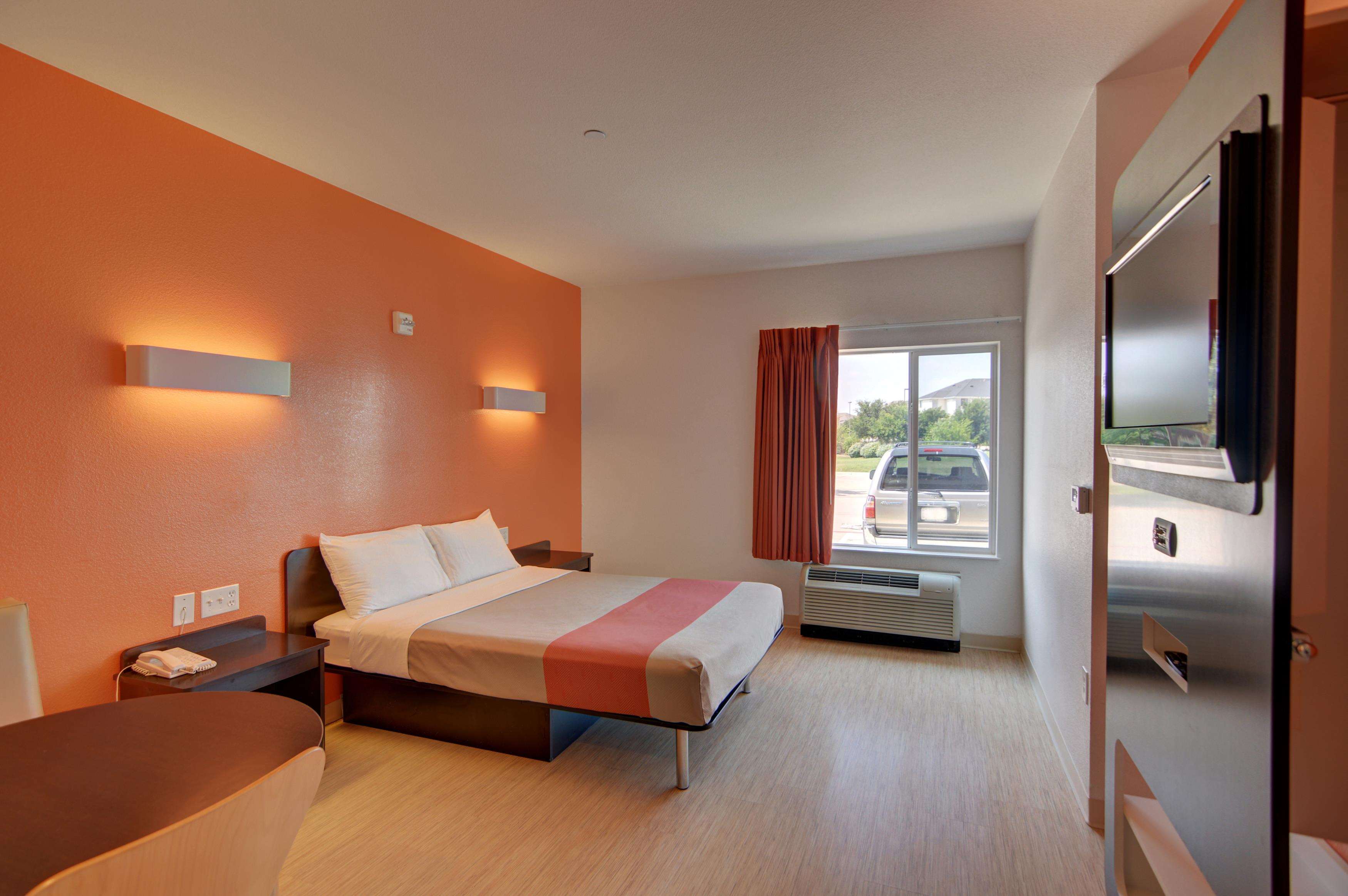 Motel 6 Ft Worth Northlake - Speedway