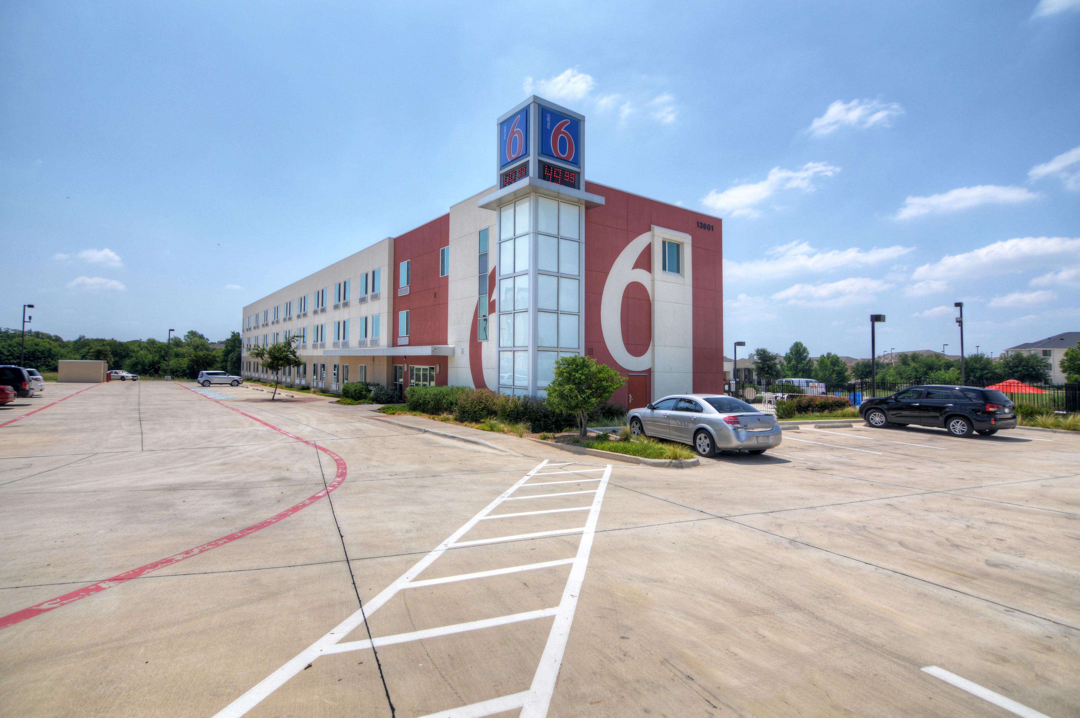 Motel 6 Ft Worth Northlake - Speedway