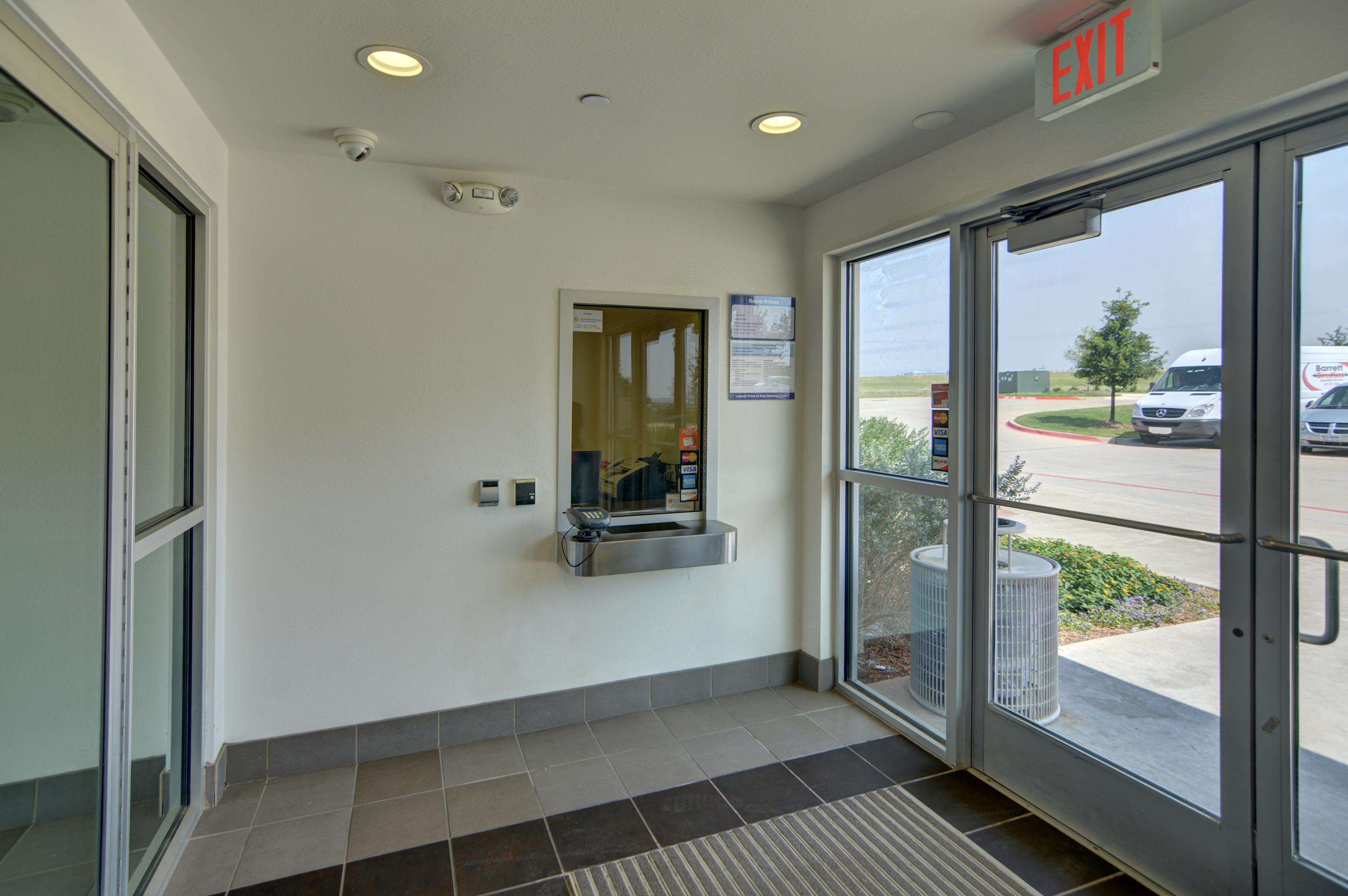 Motel 6 Ft Worth Northlake - Speedway