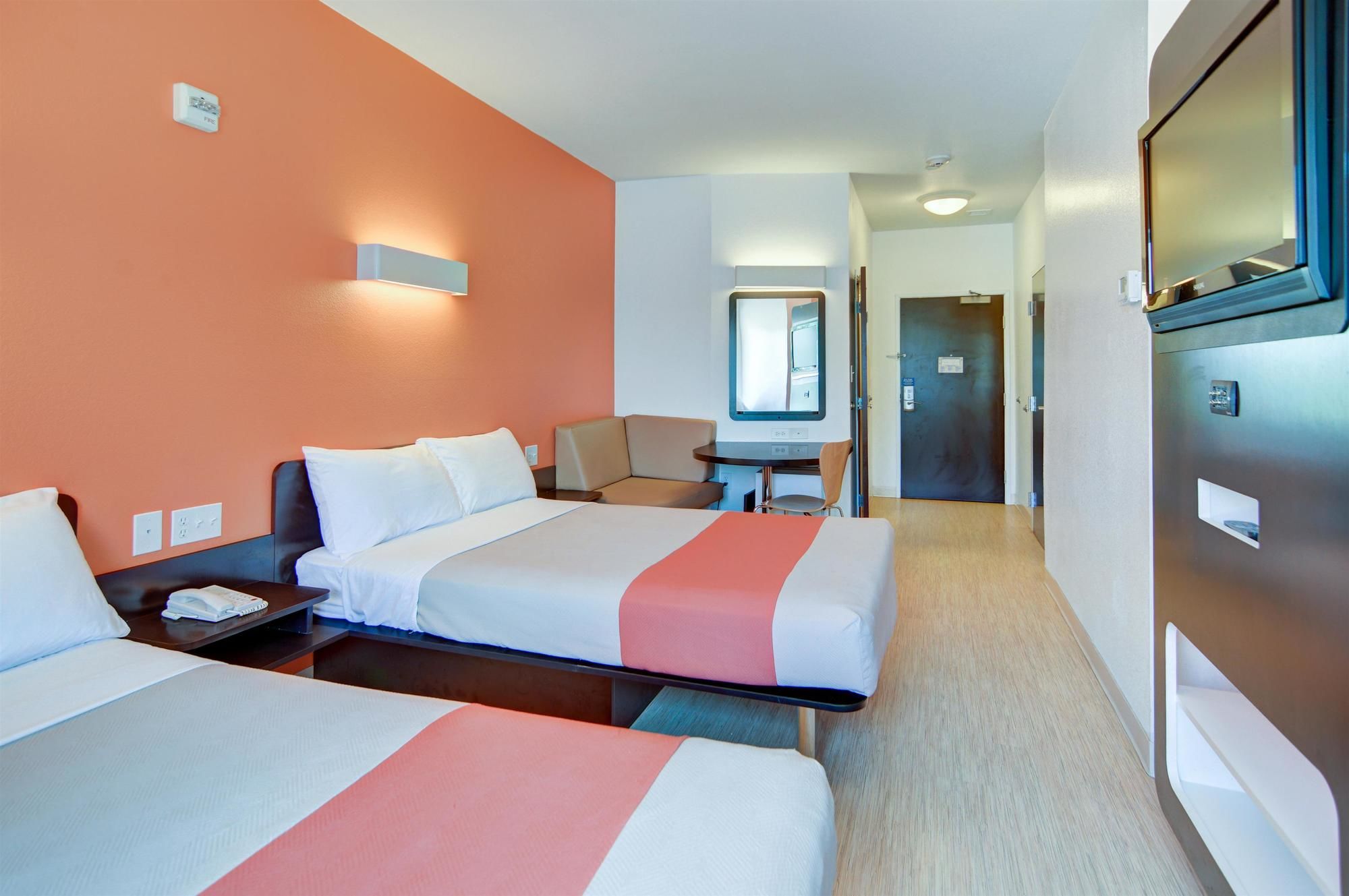Motel 6 Ft Worth Northlake - Speedway