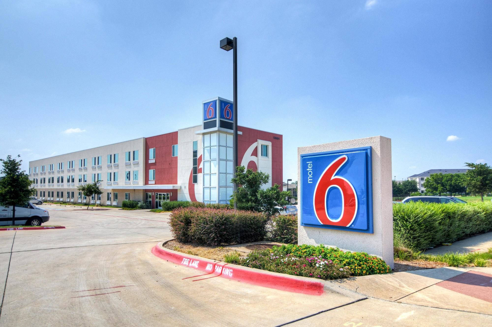 Motel 6 Ft Worth Northlake - Speedway