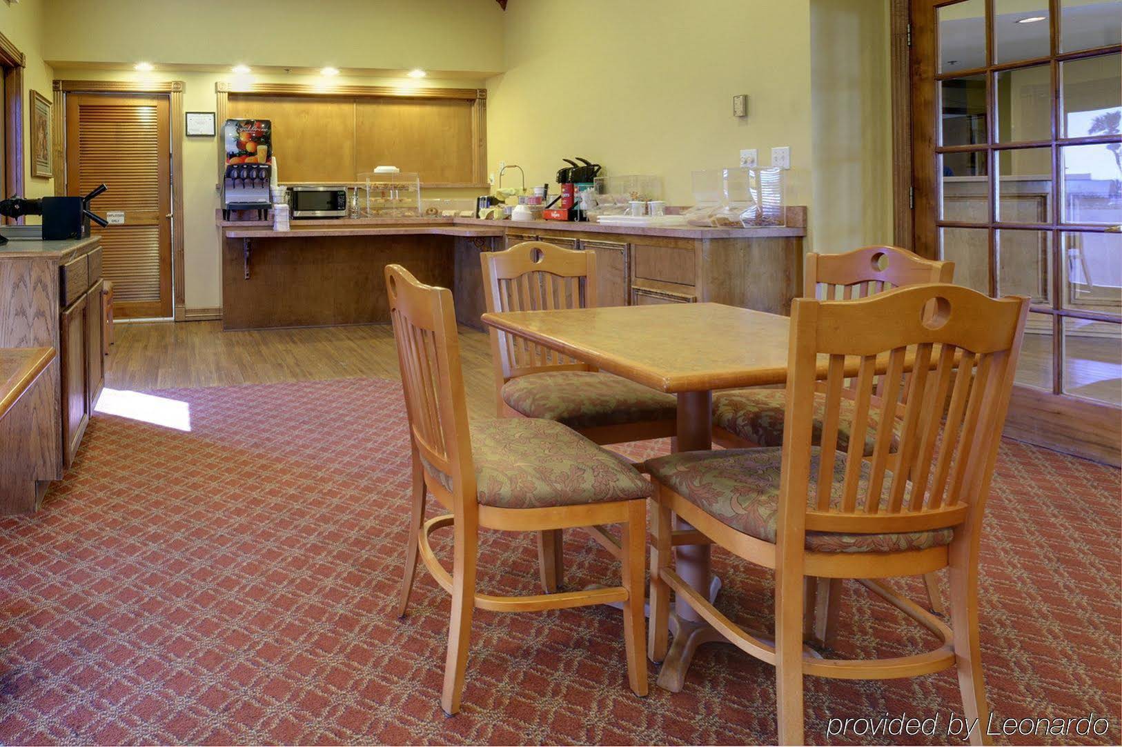 Days Inn by Wyndham Rockport Texas