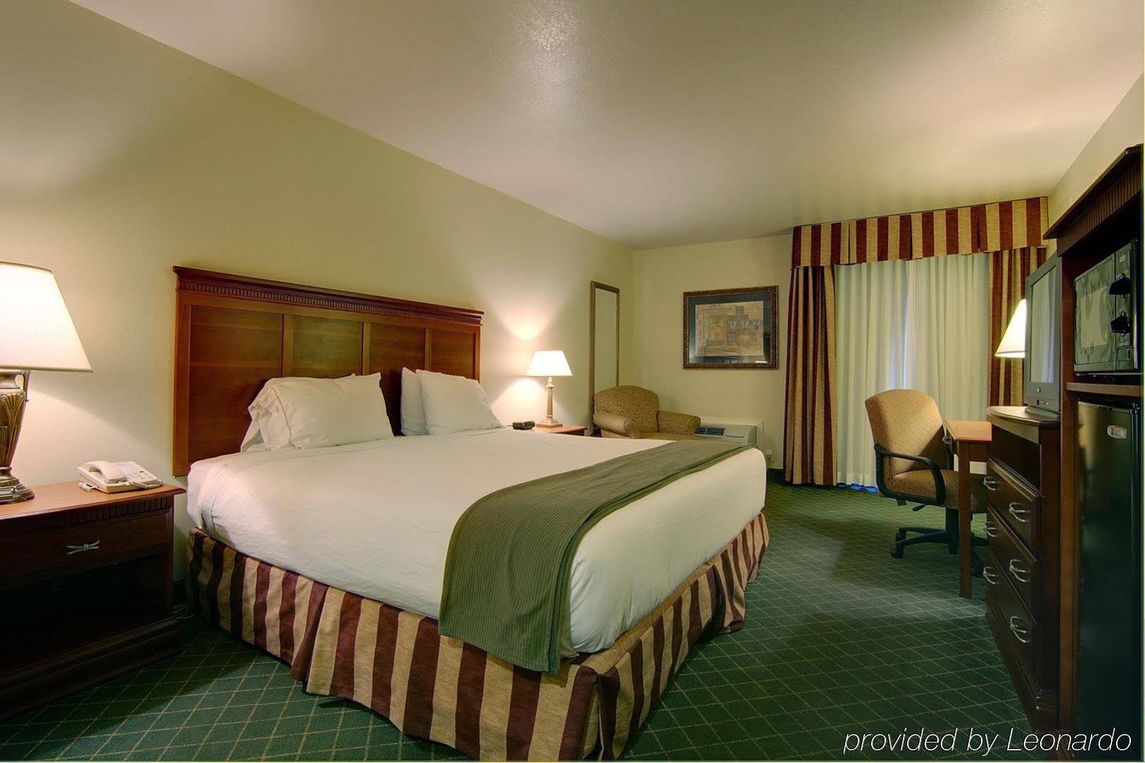 Days Inn by Wyndham Rockport Texas