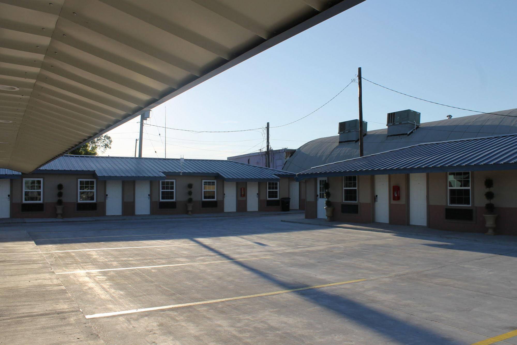 Harbour Inn