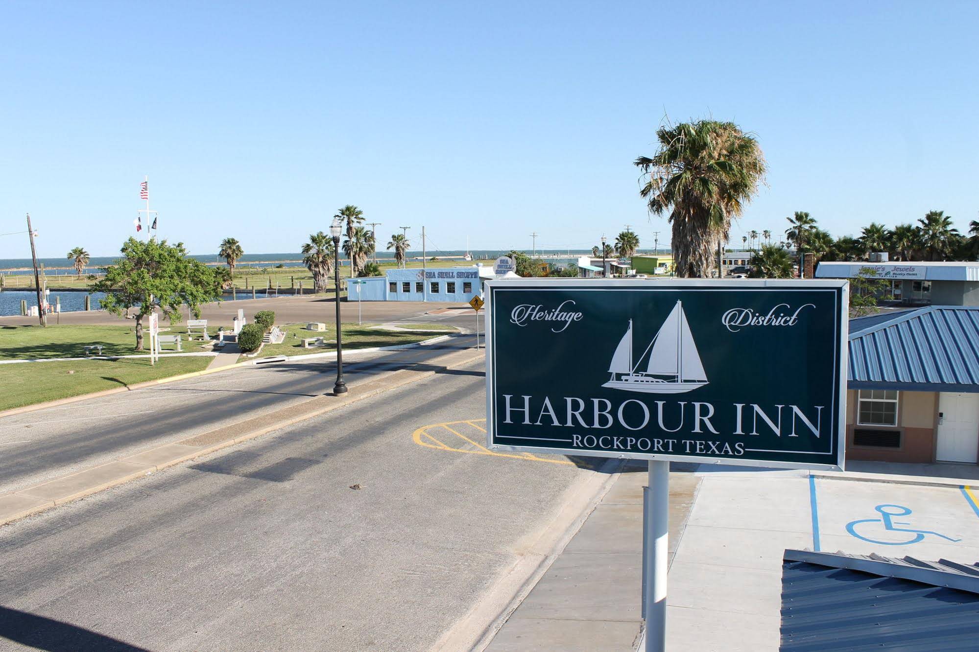 Harbour Inn