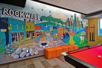 Tru by Hilton Dallas Rockwall