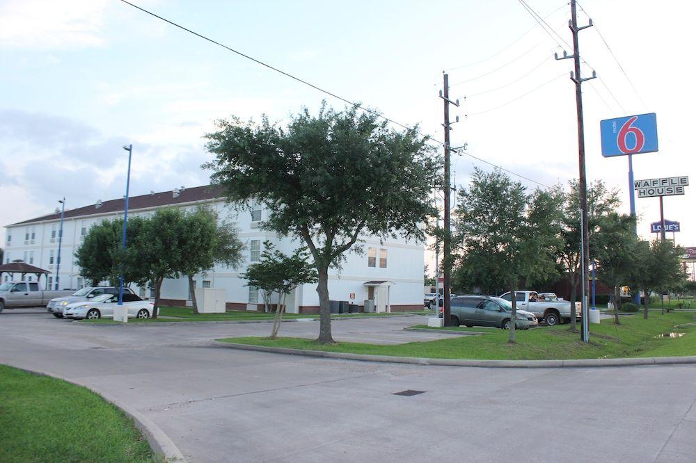 Motel 6 Rosenberg, TX