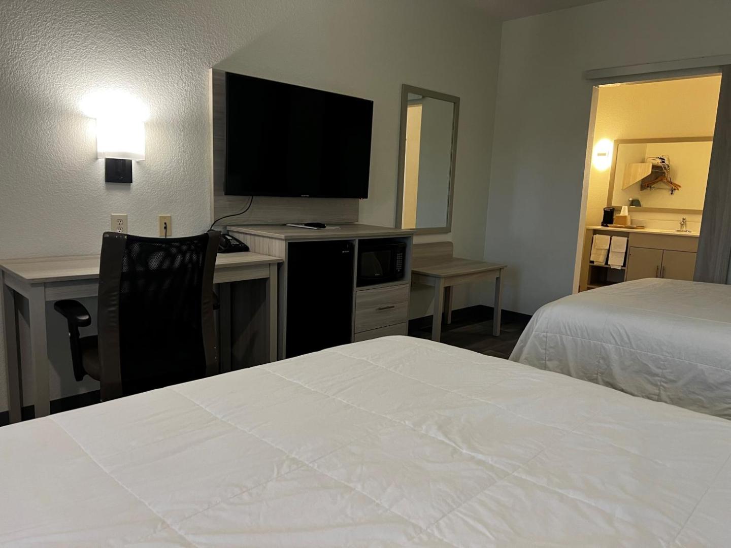 Super 8 by Wyndham Rosenberg TX
