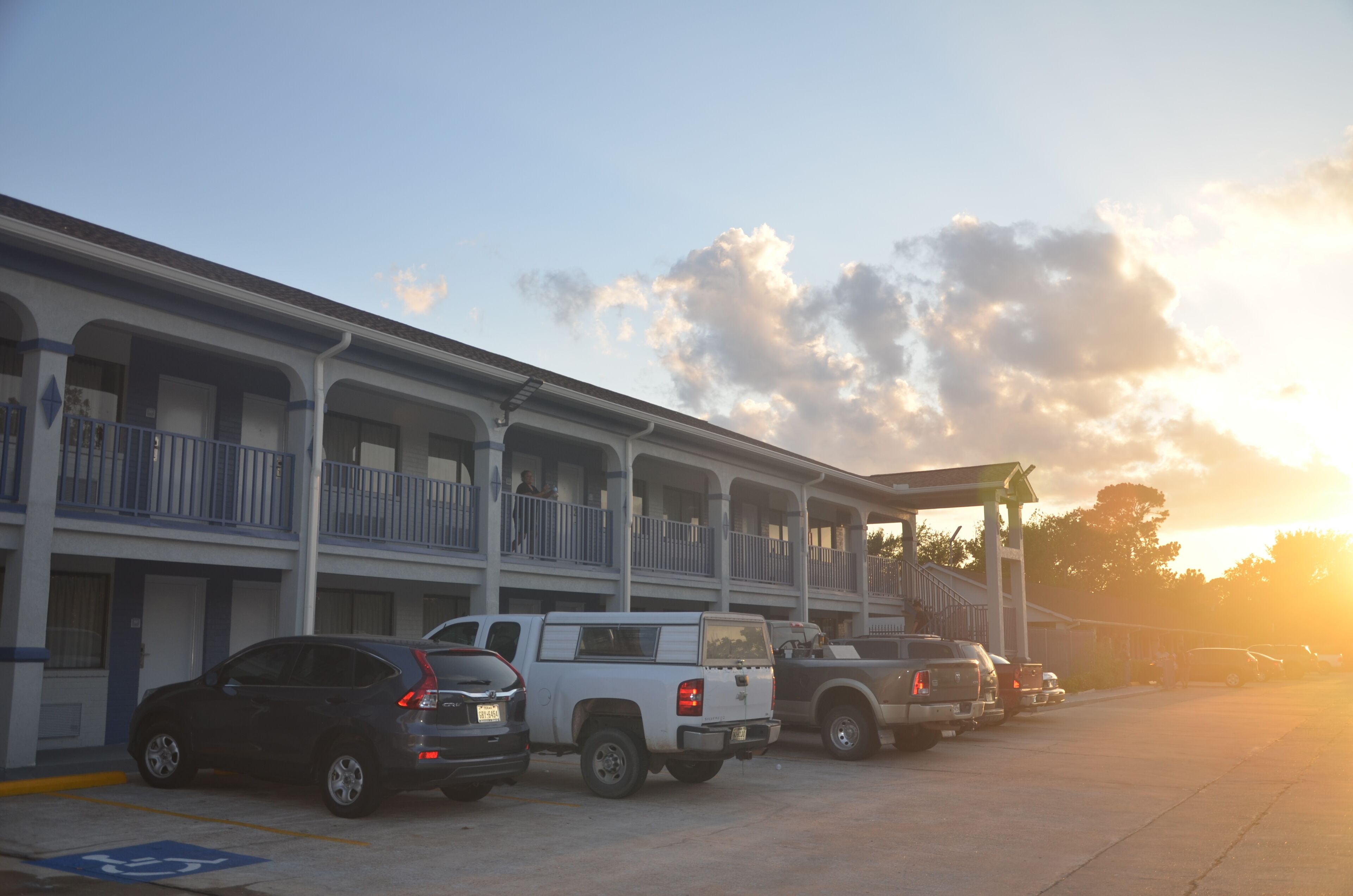 Travelers Inn & Suites