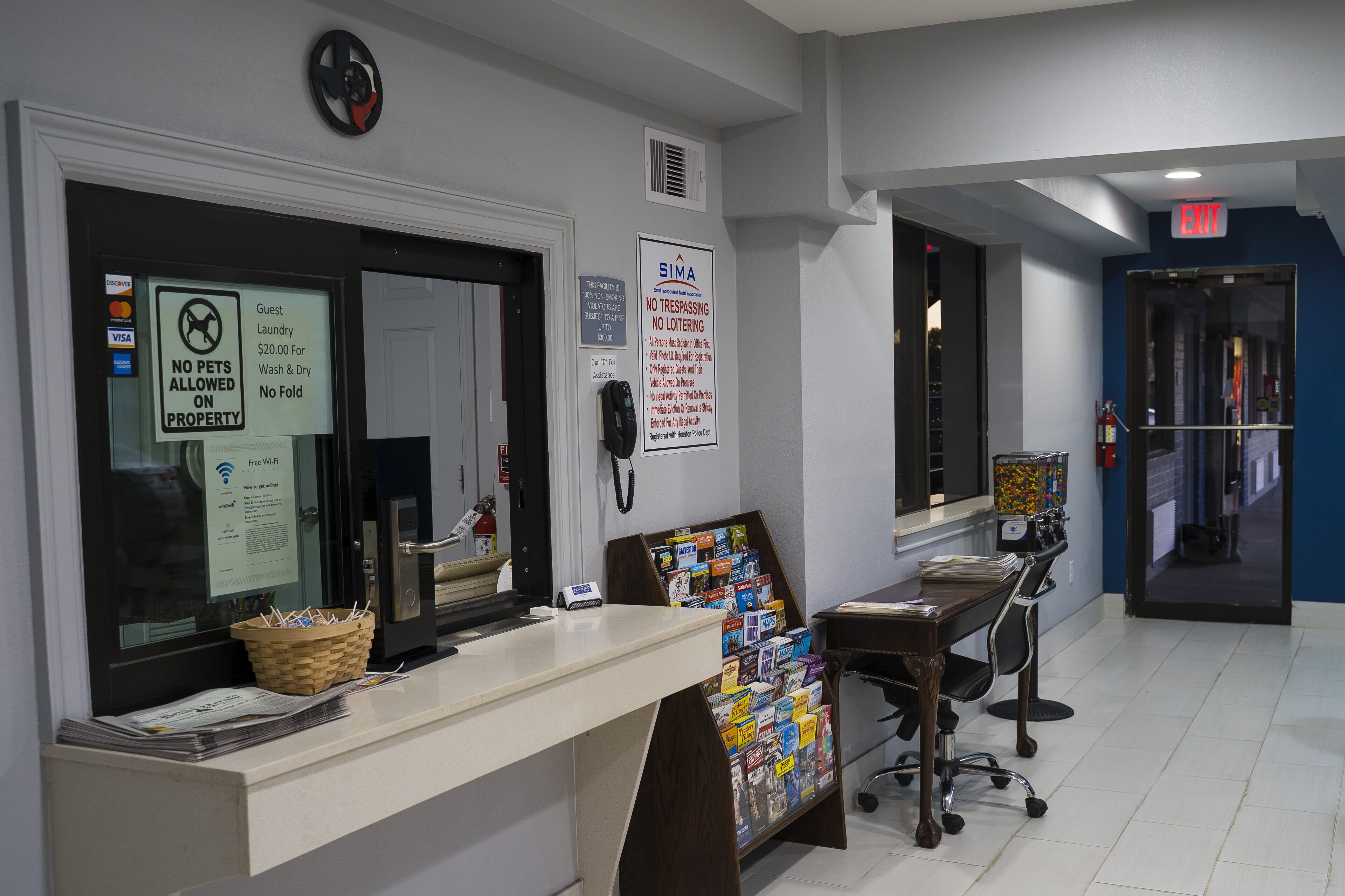 Travelers Inn & Suites