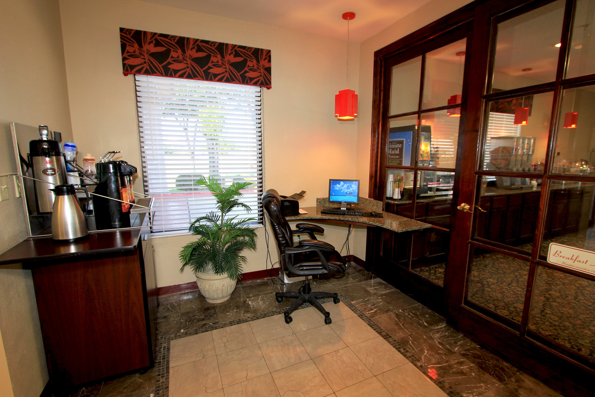 Days Inn by Wyndham Round Rock