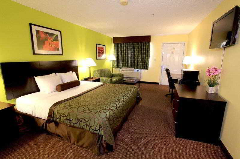 Days Inn by Wyndham Round Rock
