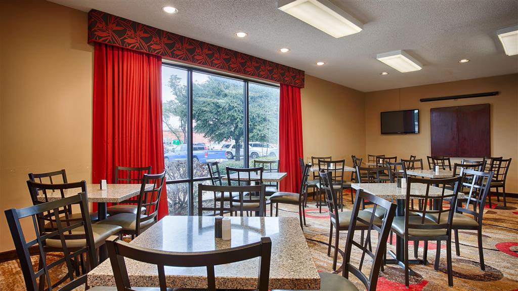Days Inn by Wyndham Round Rock