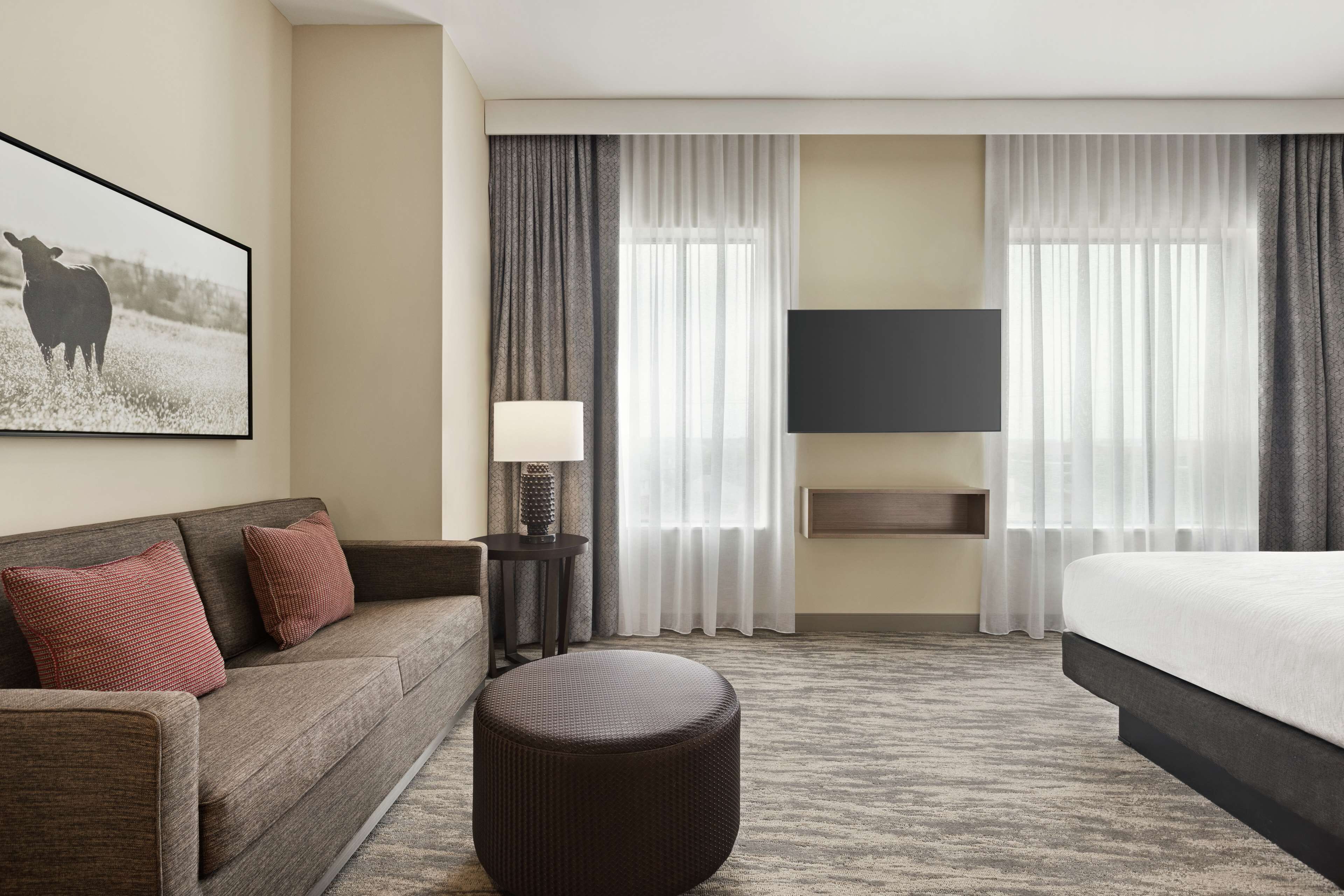 Embassy Suites by Hilton Round Rock