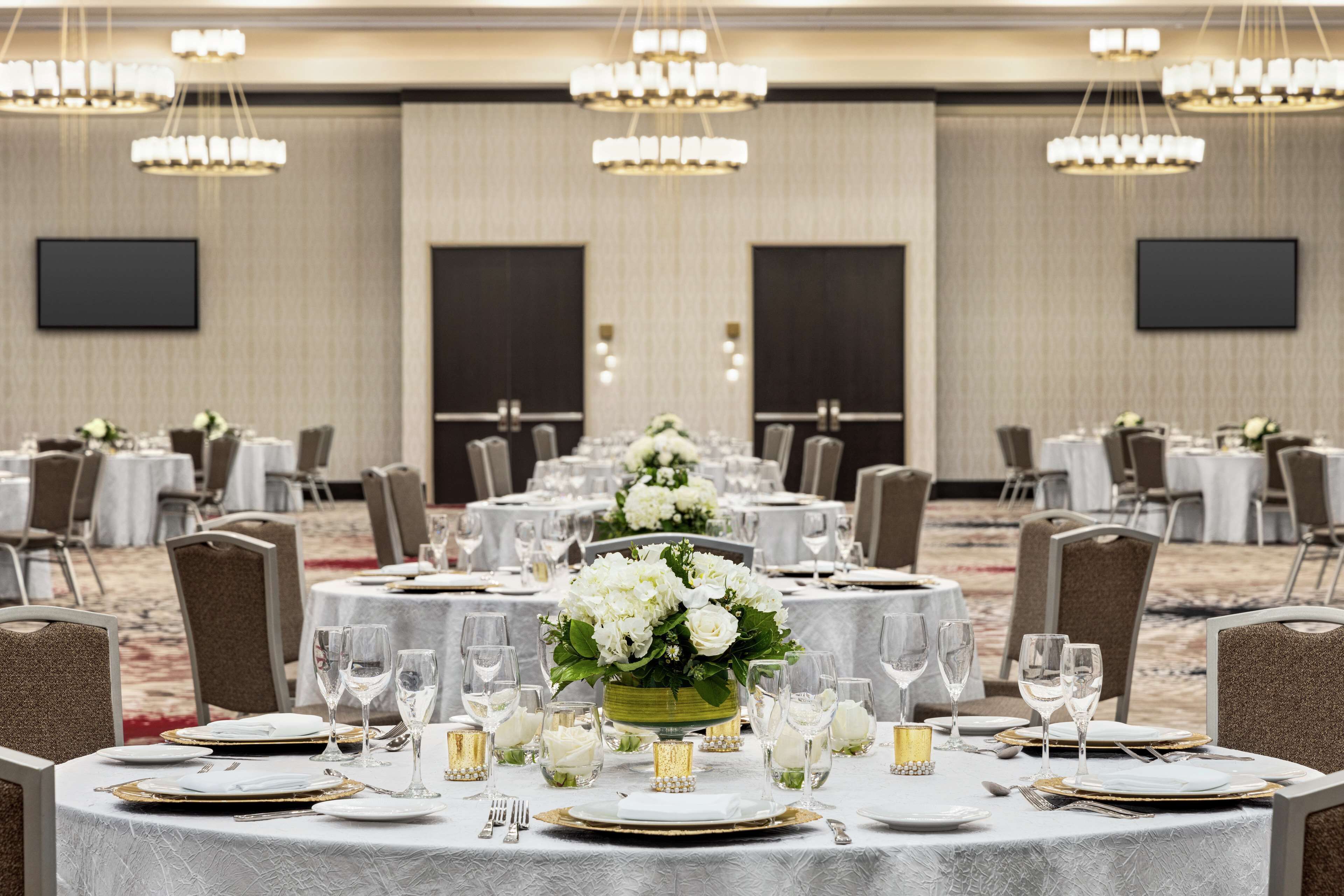 Embassy Suites by Hilton Round Rock