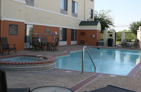 Holiday Inn Express Hotel & Suites Austin - Round Rock
