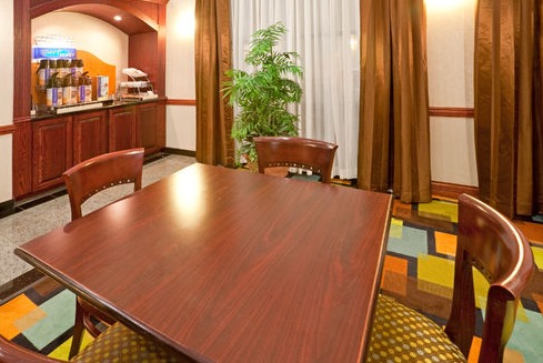 Holiday Inn Express Hotel & Suites Austin - Round Rock