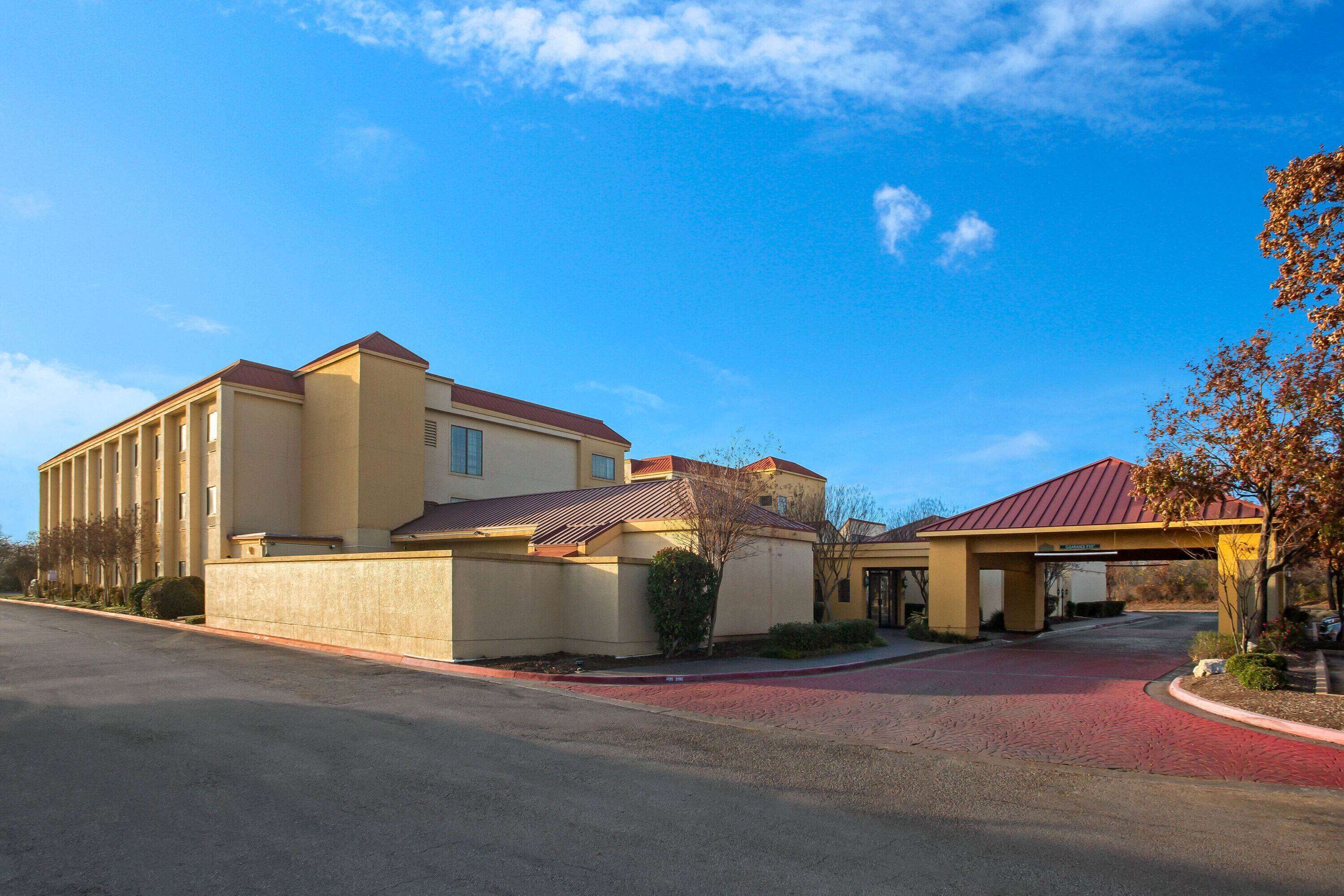 La Quinta Inn & Suites by Wyndham Round Rock North