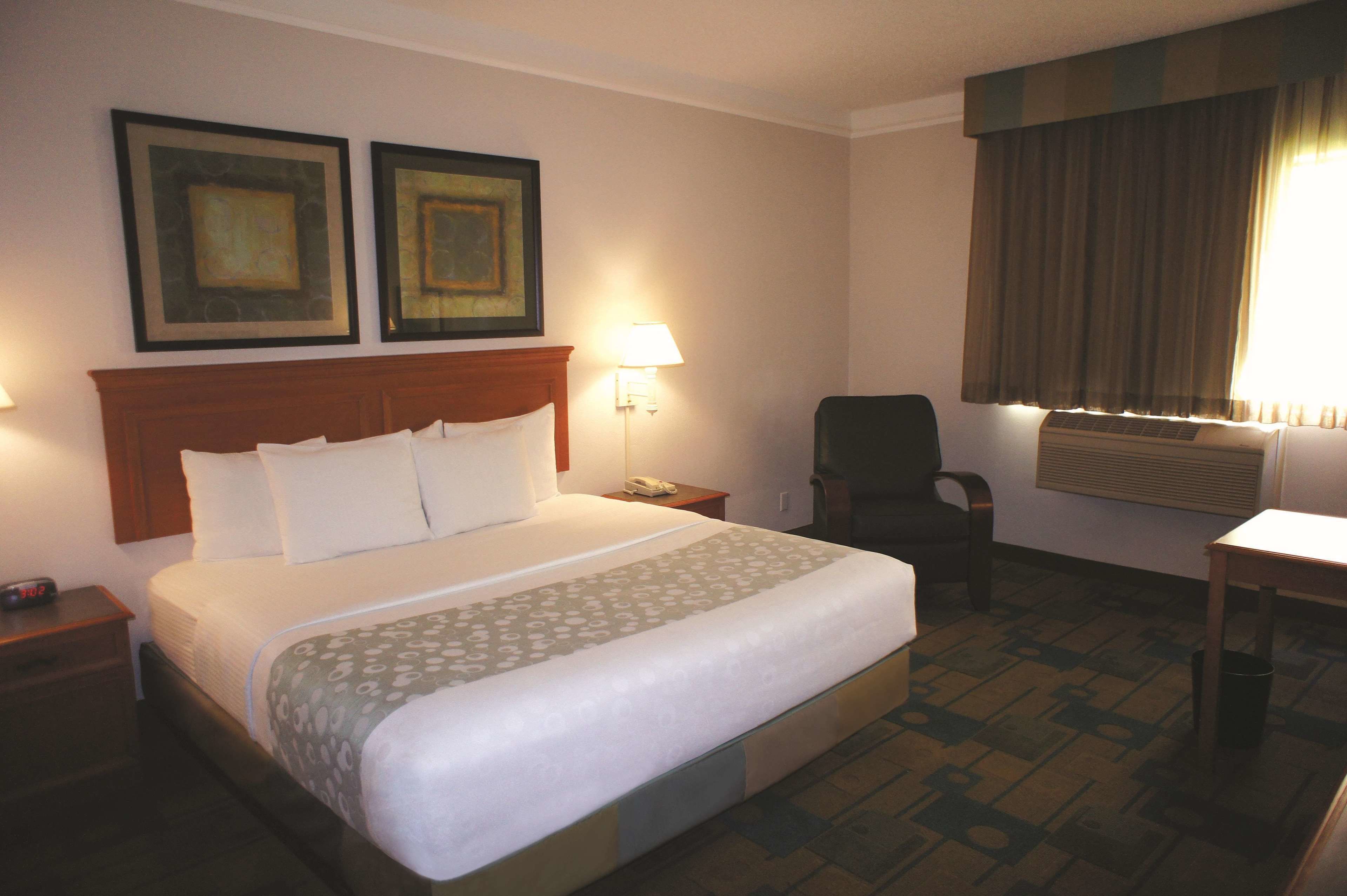 La Quinta Inn & Suites by Wyndham Round Rock North