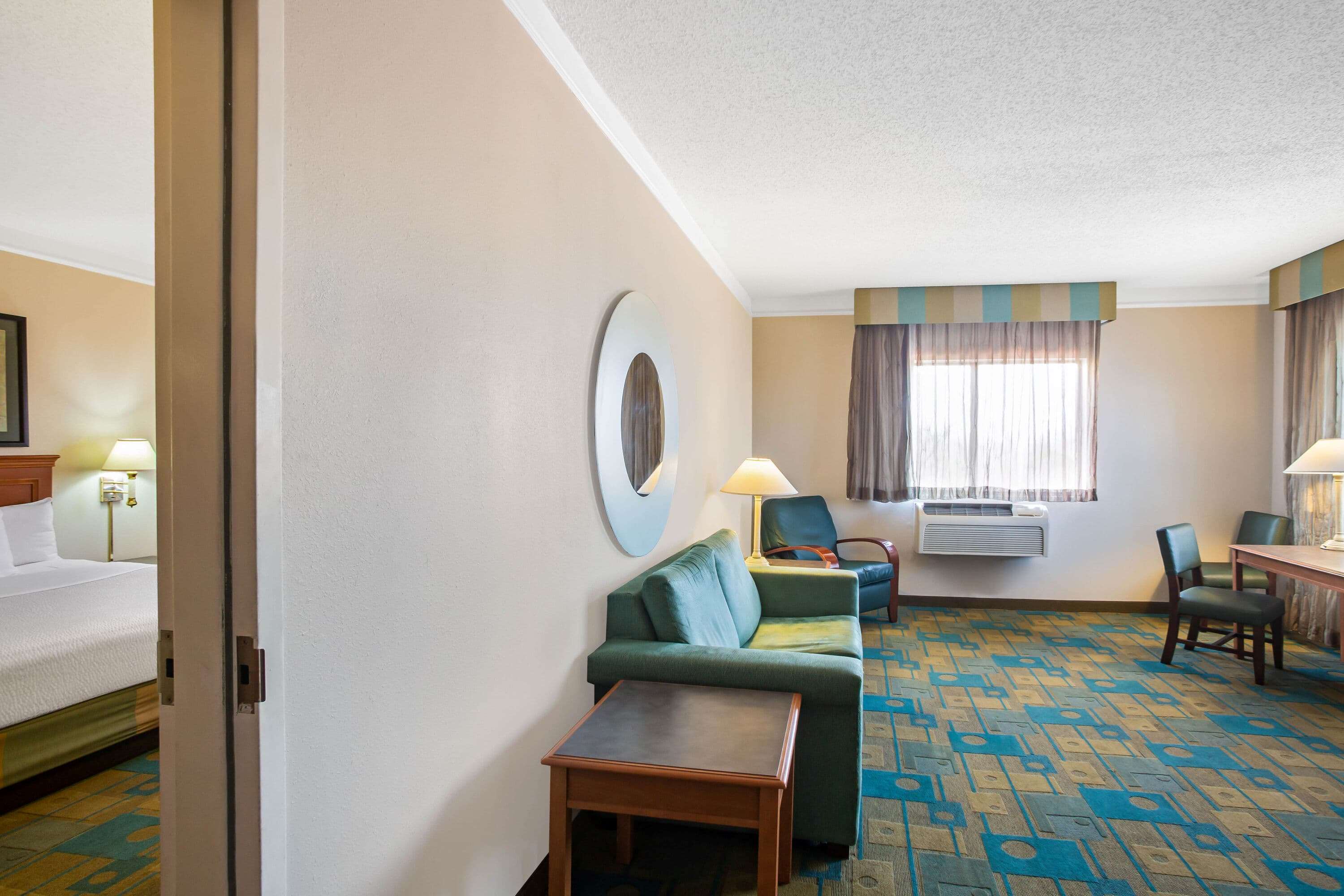La Quinta Inn & Suites by Wyndham Round Rock North
