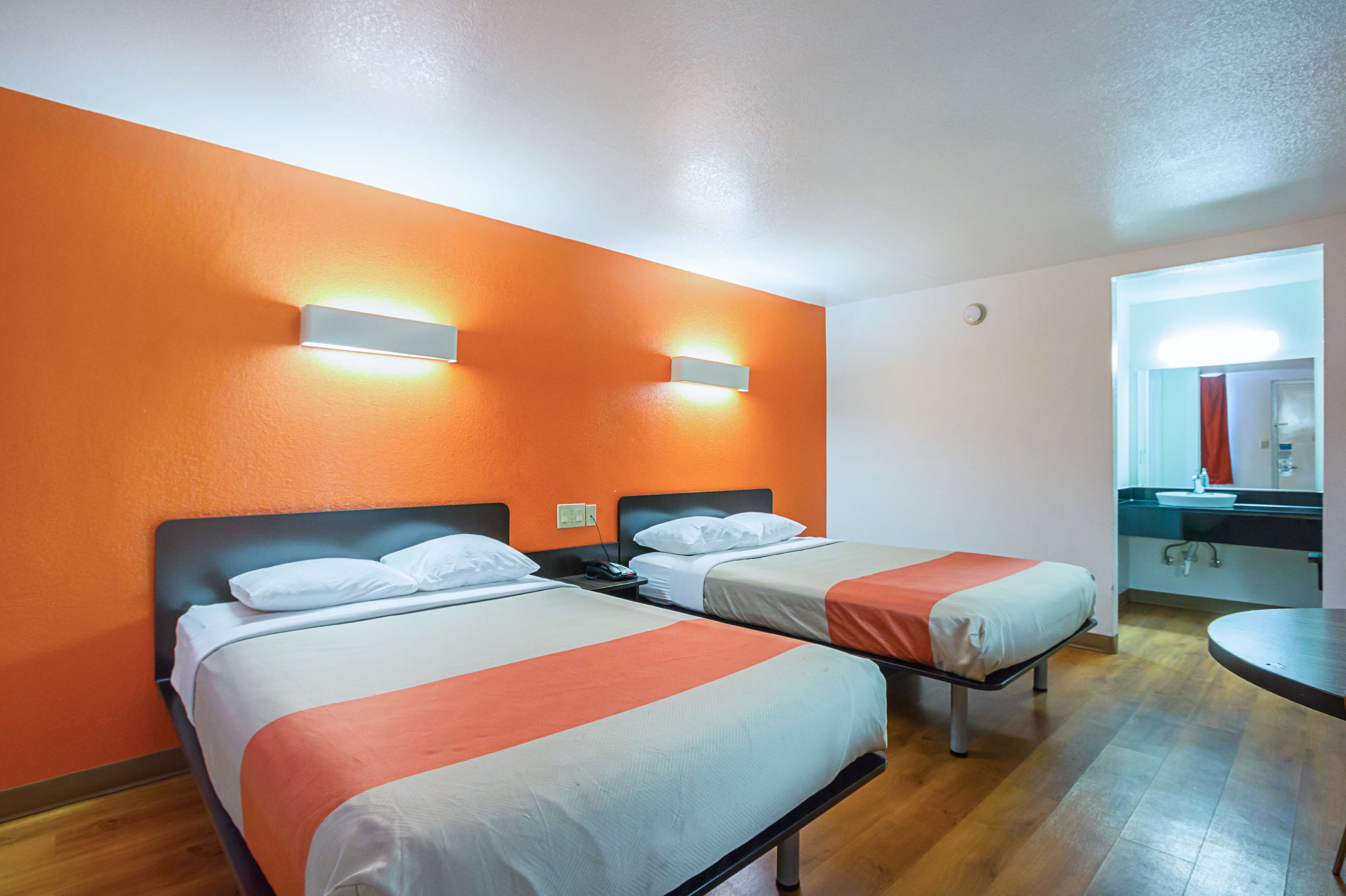 Motel 6 Round Rock