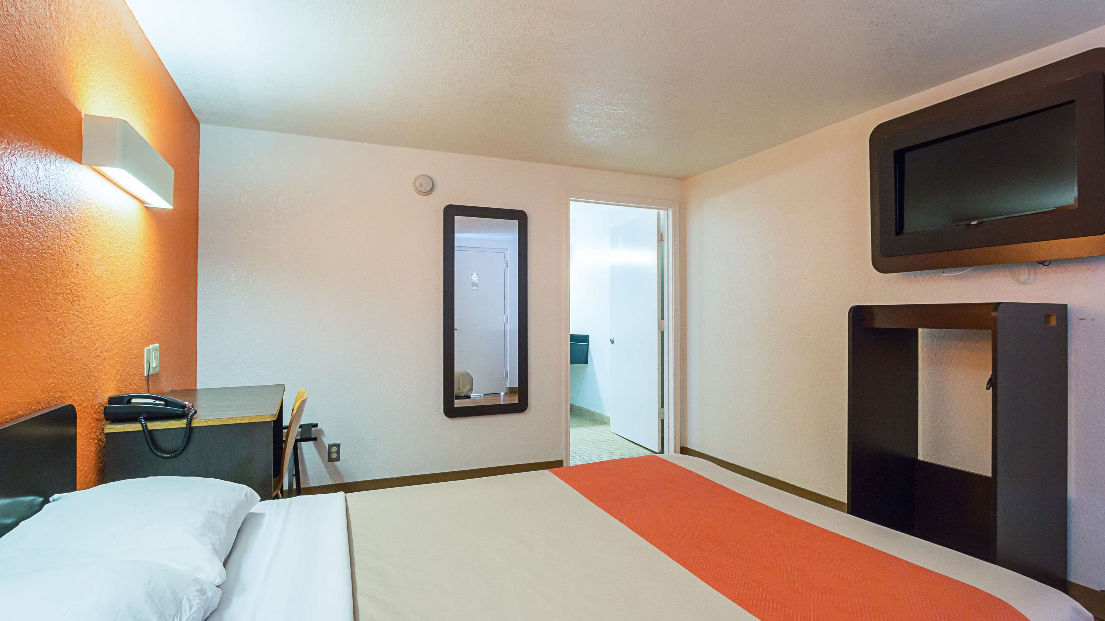 Motel 6 Round Rock