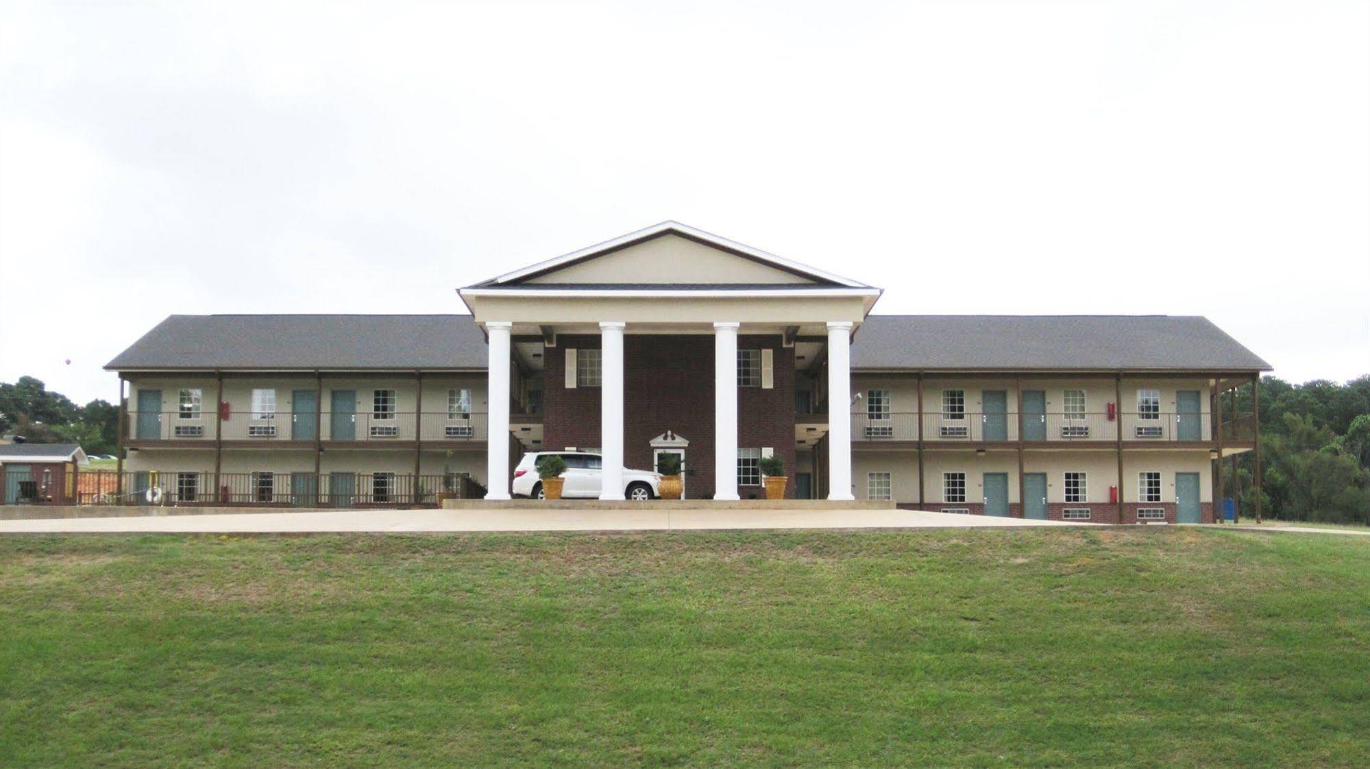 Weston Inn & Suites