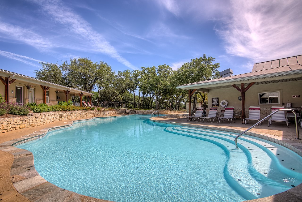 Sun Retreats San Antonio West