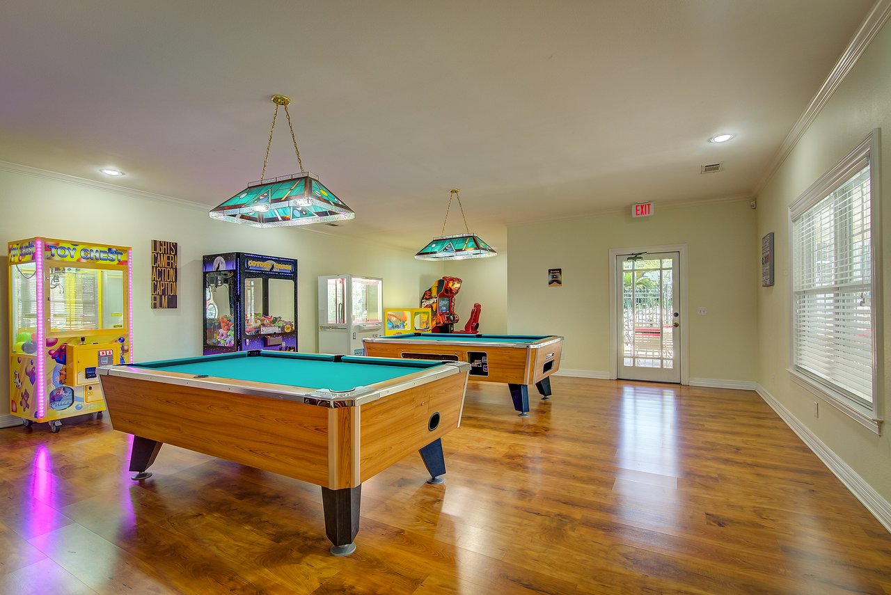 Sun Retreats San Antonio West