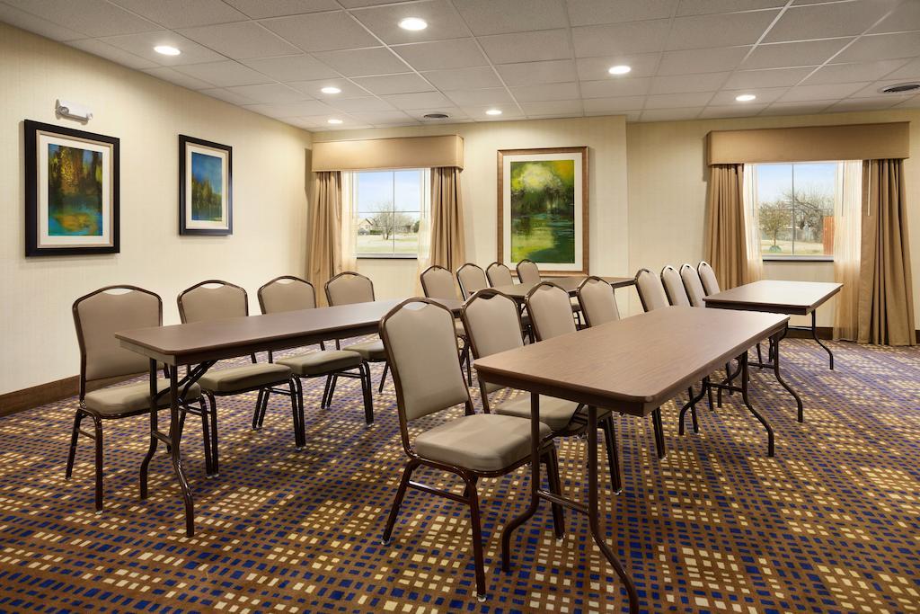 Best Western North Bryant Inn
