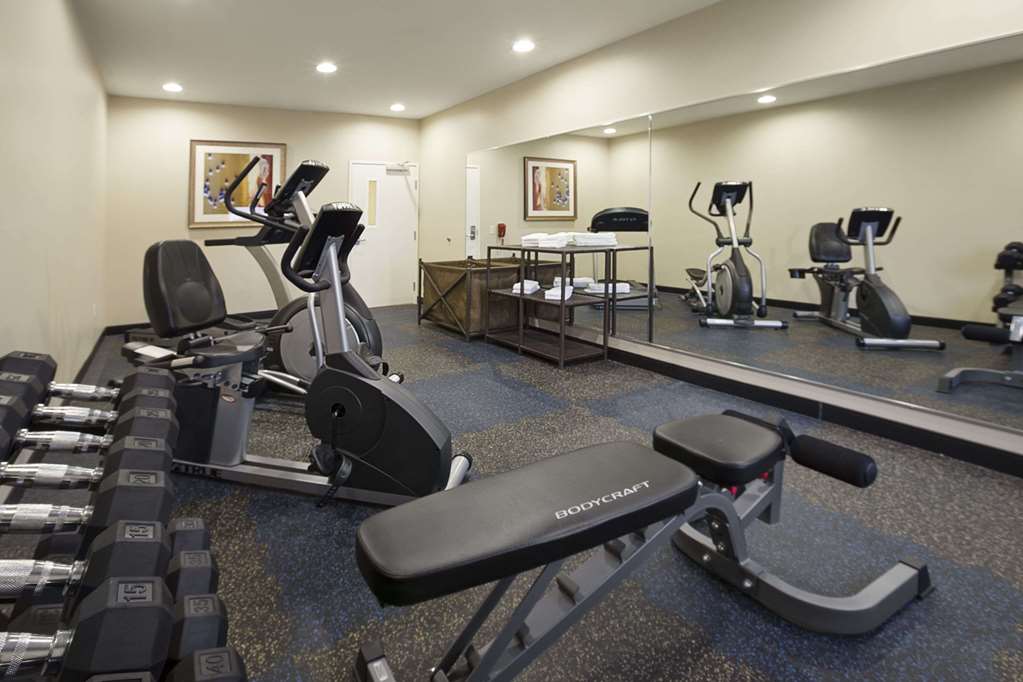 Best Western North Bryant Inn