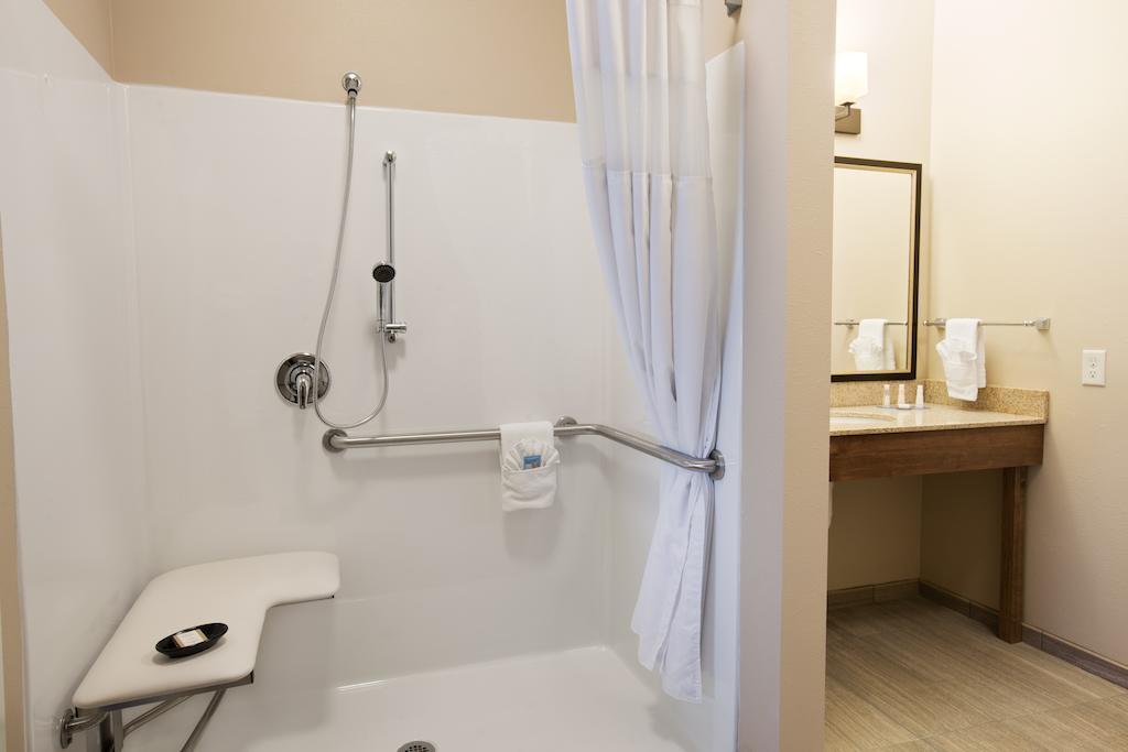Best Western North Bryant Inn