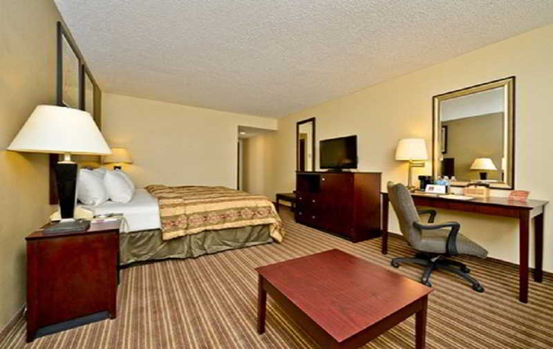Clarion Hotel San Angelo Near Convention Center