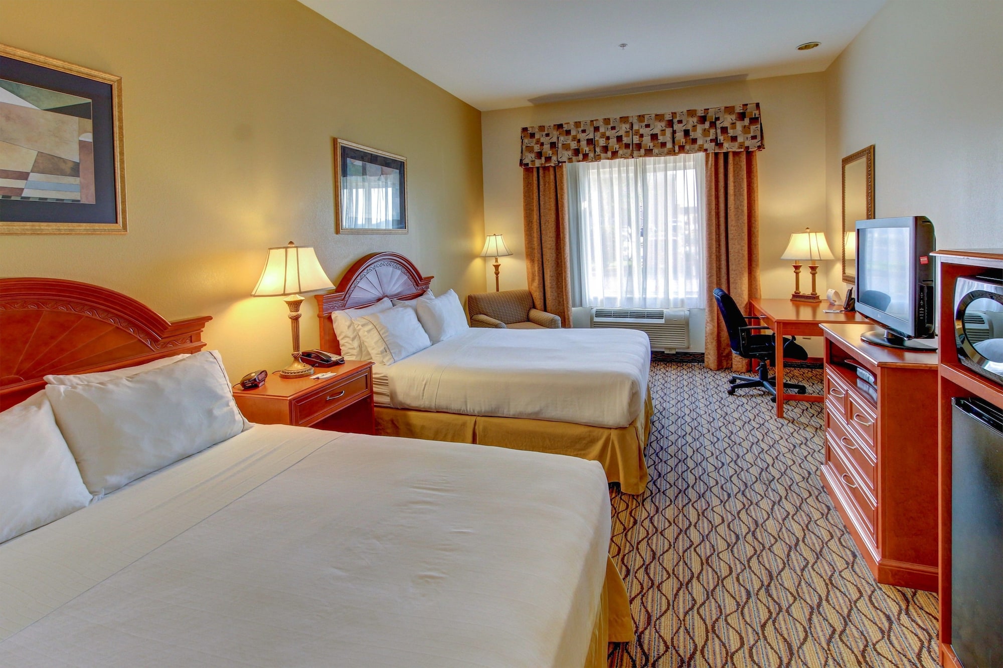 Holiday Inn Express & Suites San Angelo