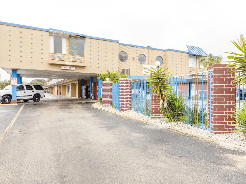 Americas Best Value Inn San Antonio Airport South
