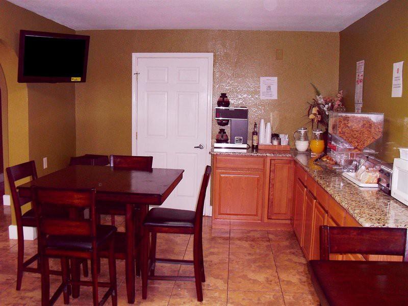 Americas Best Value Inn Frost Bank Center